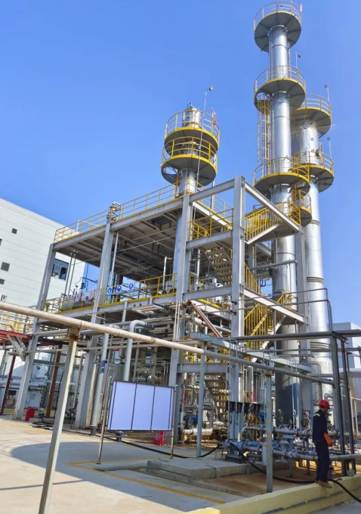 Particle Control in Electronic Chemicals: How Manufacturing, Measurement, and Packaging Affect Semiconductor Process Reliability